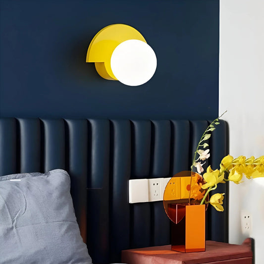 LumiGlow™ – Applique Murale Semicirculaire Élégante en Couleurs Modernes