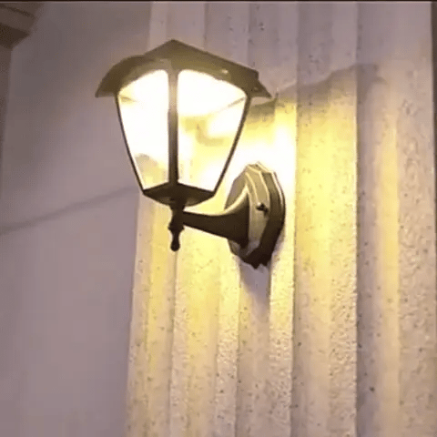 LumiSol™ – Applique Murale Extérieur Solaire Design Noir LED Économique