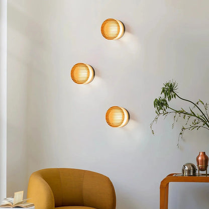 LumièreModerne™ – Applique Murale Design Écologique en Verre Dépoli