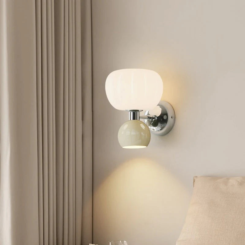LumièreModerne™ – Applique Murale Design Énergétique en Crème
