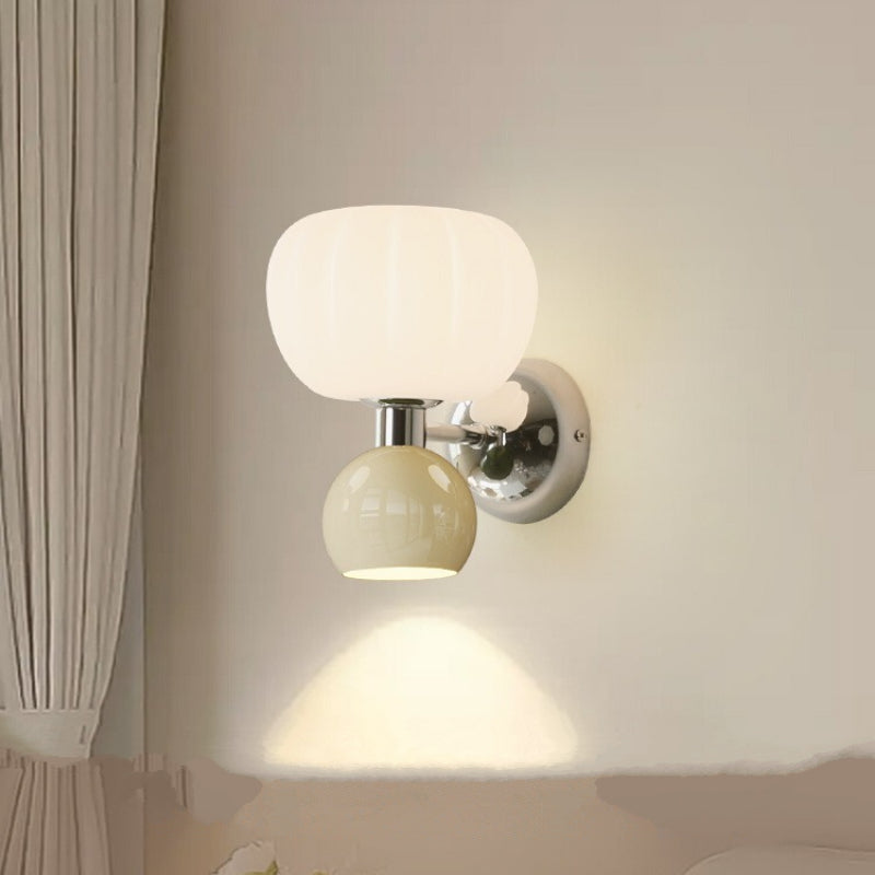 LumièreModerne™ – Applique Murale Design Énergétique en Crème