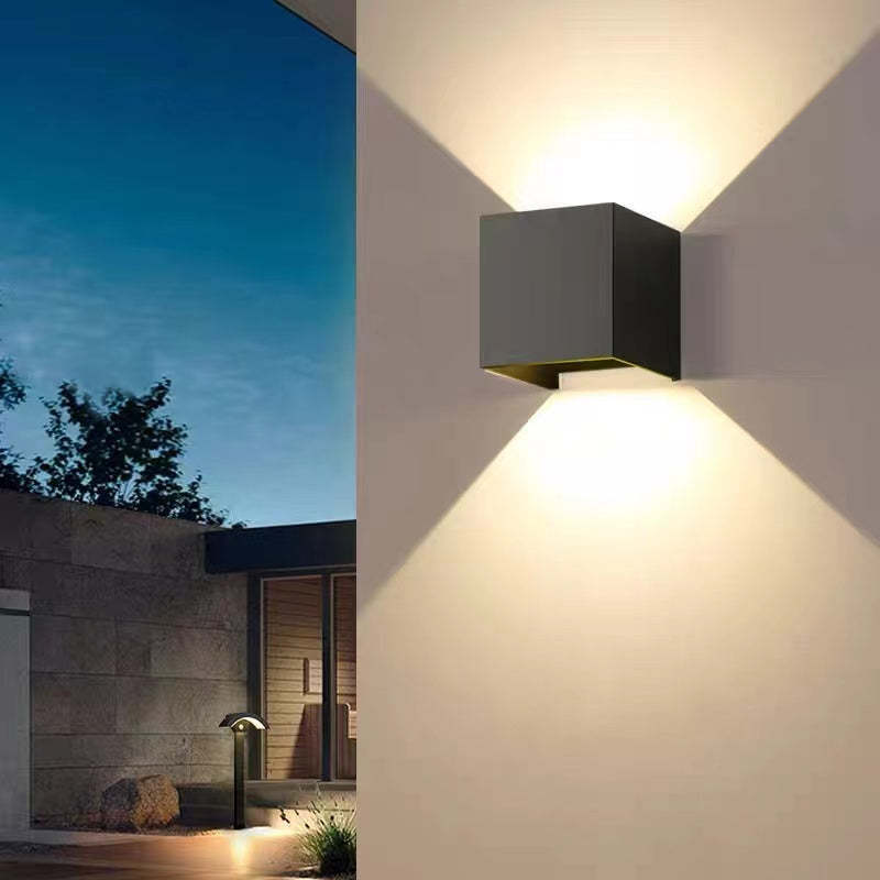 LumièreModerne™ – Applique Murale LED Étanche en Aluminium