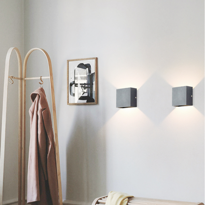 LumièreModerne™ – Applique Murale LED Étanche en Aluminium