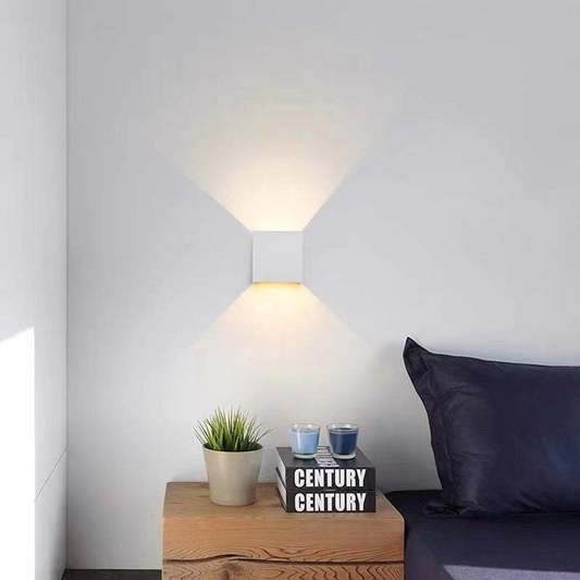 LumièreModerne™ – Applique Murale LED Étanche en Aluminium