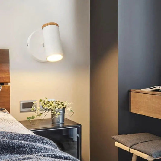 Lumina™ – Applique Murale Chambre LED Design Scandinave Bois & Aluminium