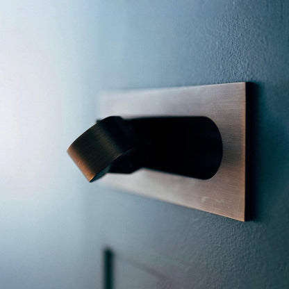 Lumora™ – Applique Murale LED Moderne avec Éclairage Réglable