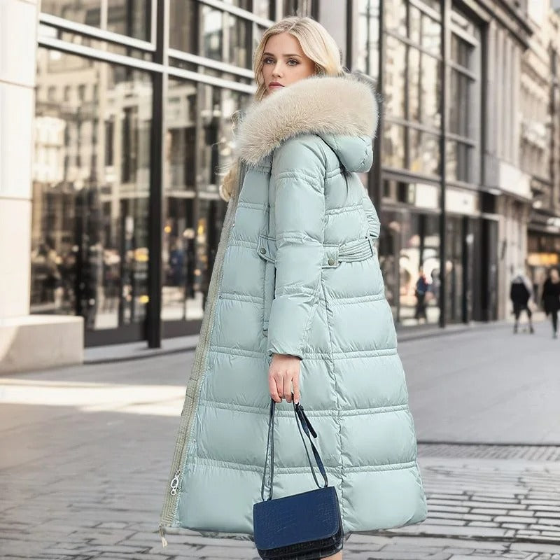 Manteau femme élégant avec ceinture et capuche