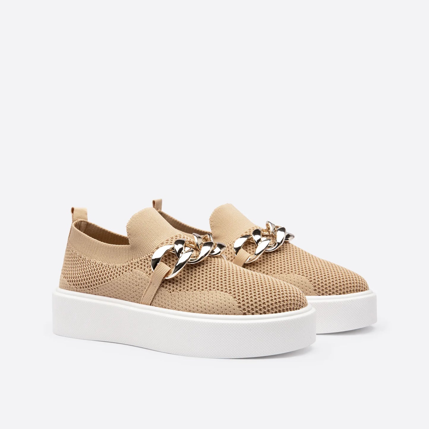 Chaussures femme à boucles dorées élégantes - PanierRoyale