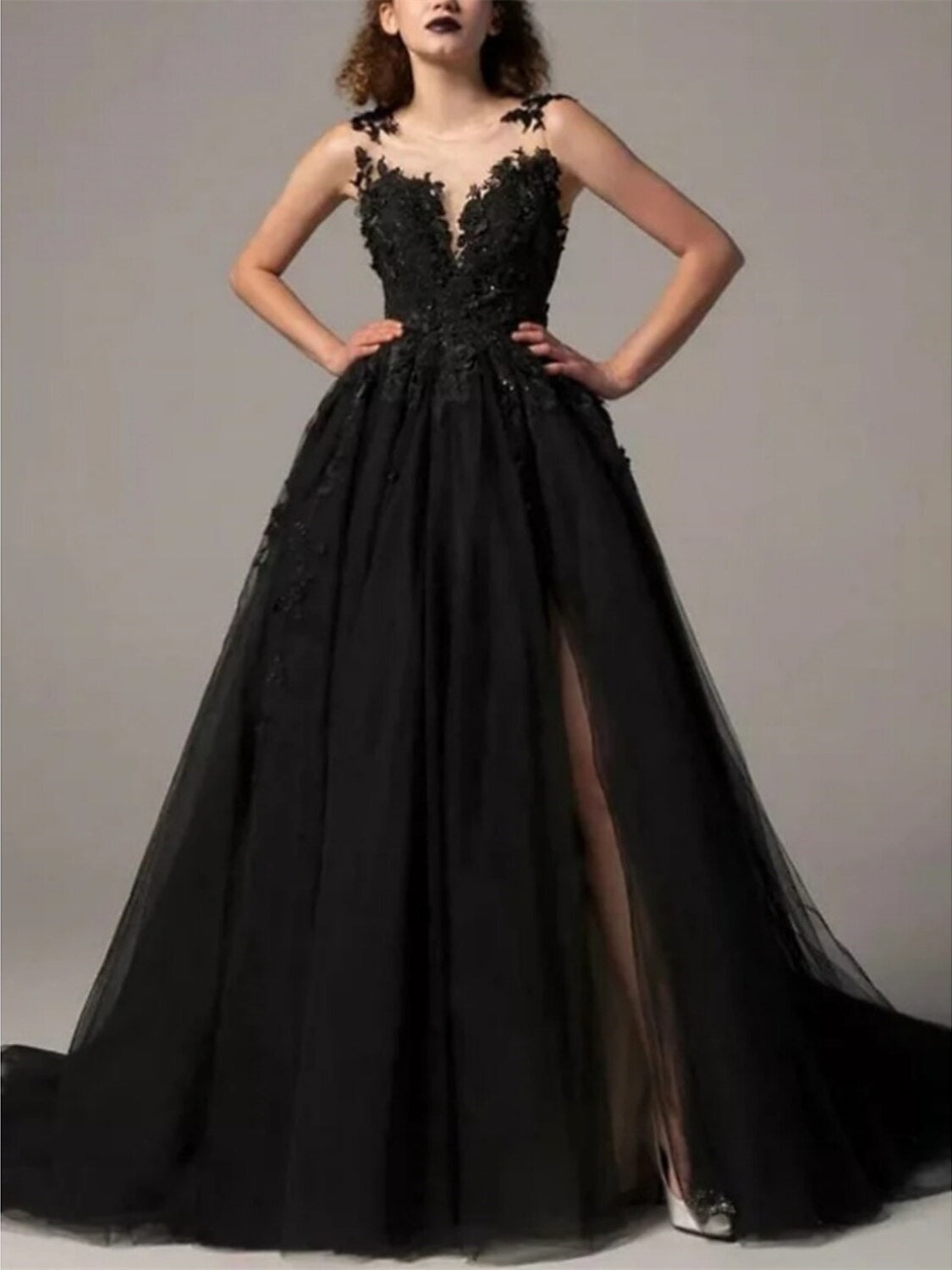 Robe de Soirée Femme Noire sans Manches et Col Décolleté