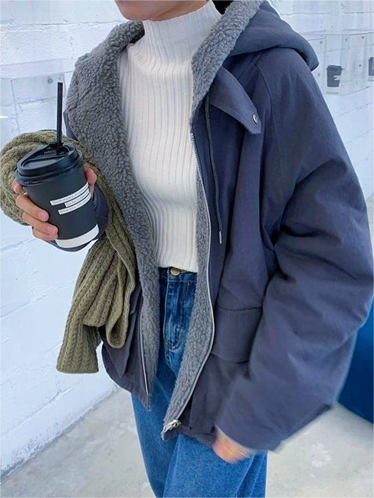 Doudoune Femme Hivernale avec Capuche et Manches Longues - PanierRoyale