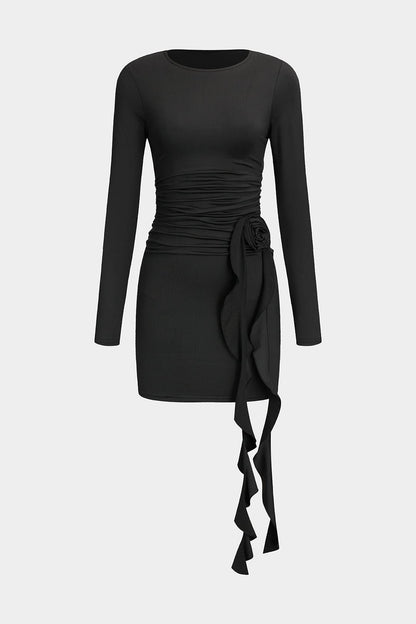 Robe Noire Courte Élégante avec Manches Longues et Fleur - BerlinGlamour