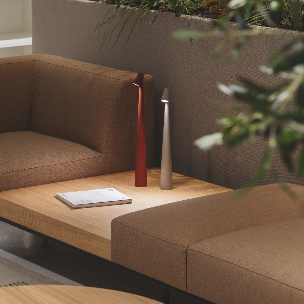 Lampe LED Sans Fil Aluminium Design Rechargeable Autonomie Longue