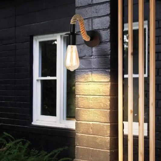 Minora™ – Applique Murale LED Noire Design Original Lumière Chaude