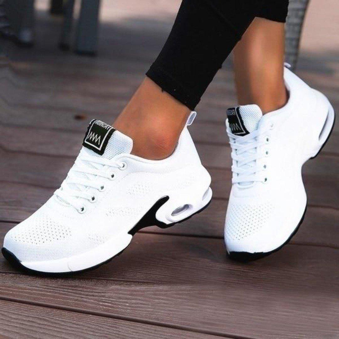 Chaussures baskets femme bleu violet tendance