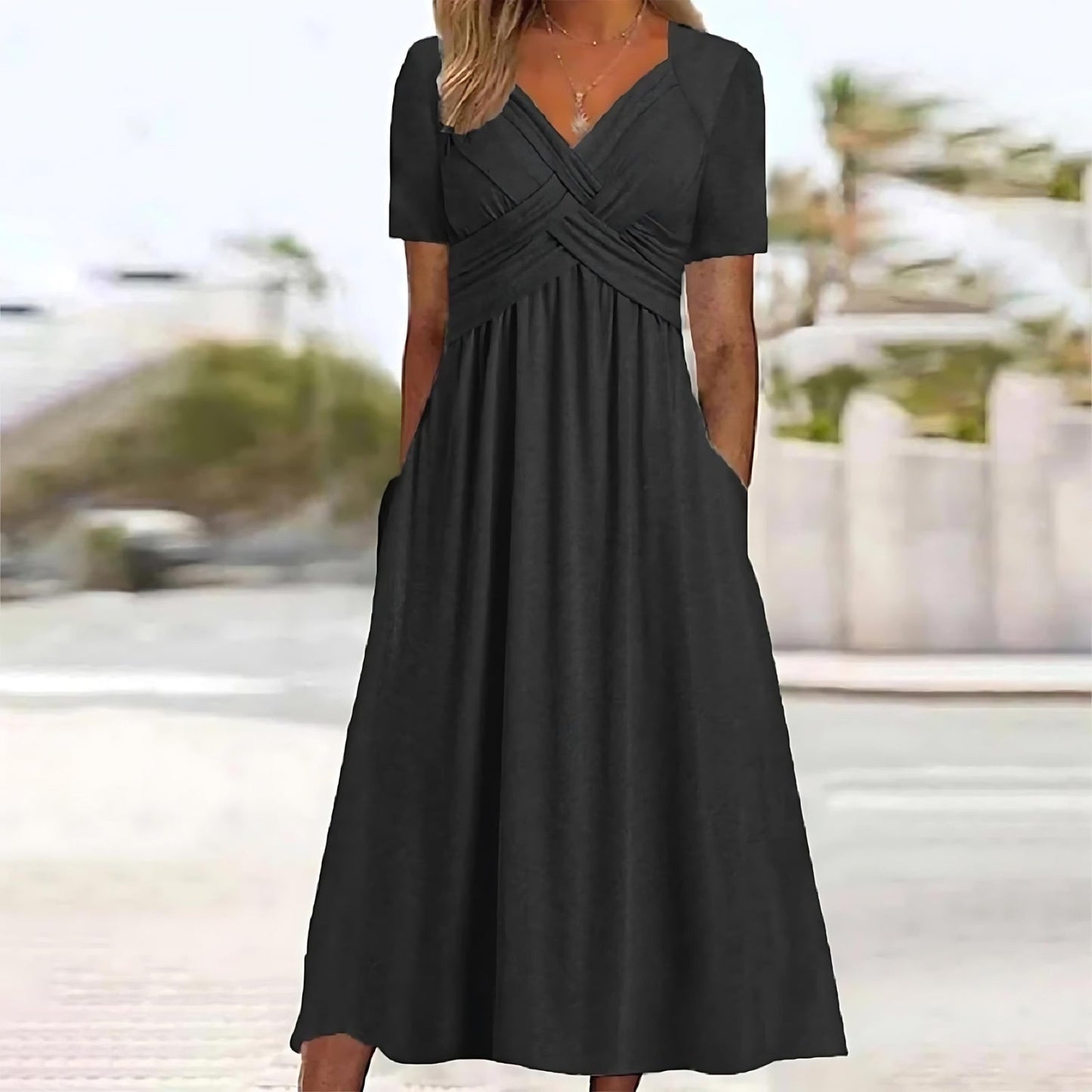 Robe Été Décolleté en V Féminine et Chique