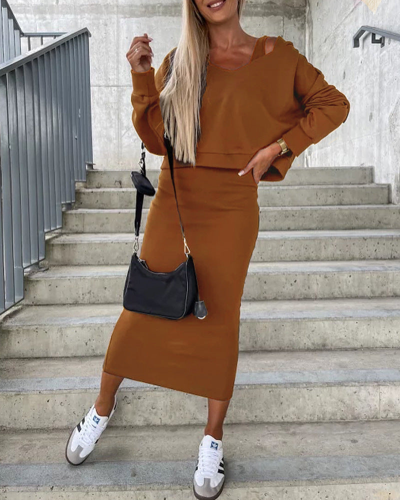 Ensemble urbain deux pièces : pull crop et jupe mi-longue