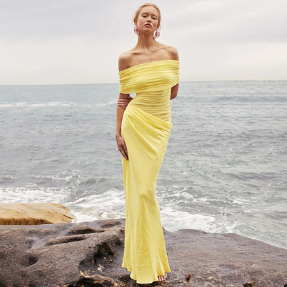 Robe de Soirée Longue en Dentelle Dos Nu Élégante
