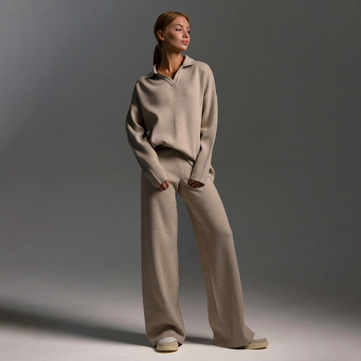 Tenue décontractée femme : Pull doux et pantalon large confortable - PanierRoyale