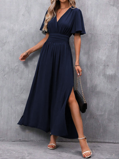 Robe Soirée Noire Élégante Col en V