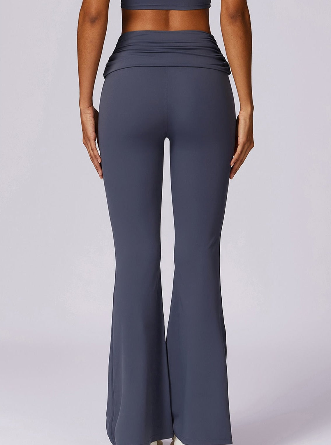 Leggings Haut de Gamme Noir Évasés au Genou - BerlinGlamour