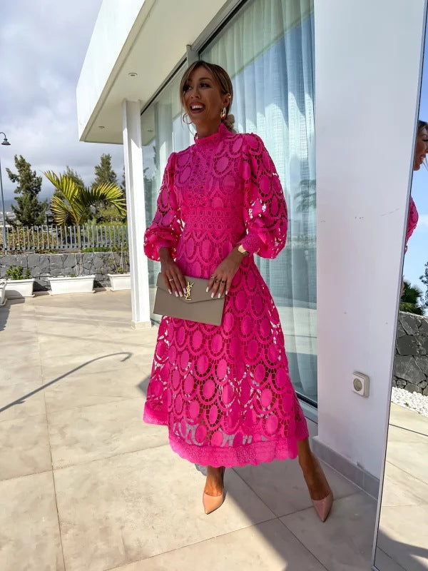 Robe de Soirée Longue en Dentelle Élégante