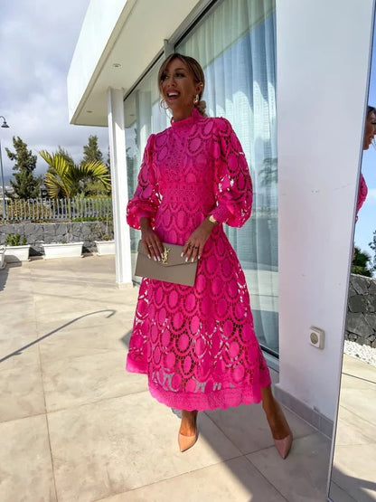 Robe de Soirée Longue en Dentelle Élégante