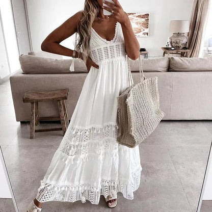 Robe Longue Dentelle Féminine avec Col V et Décolleté Élégant