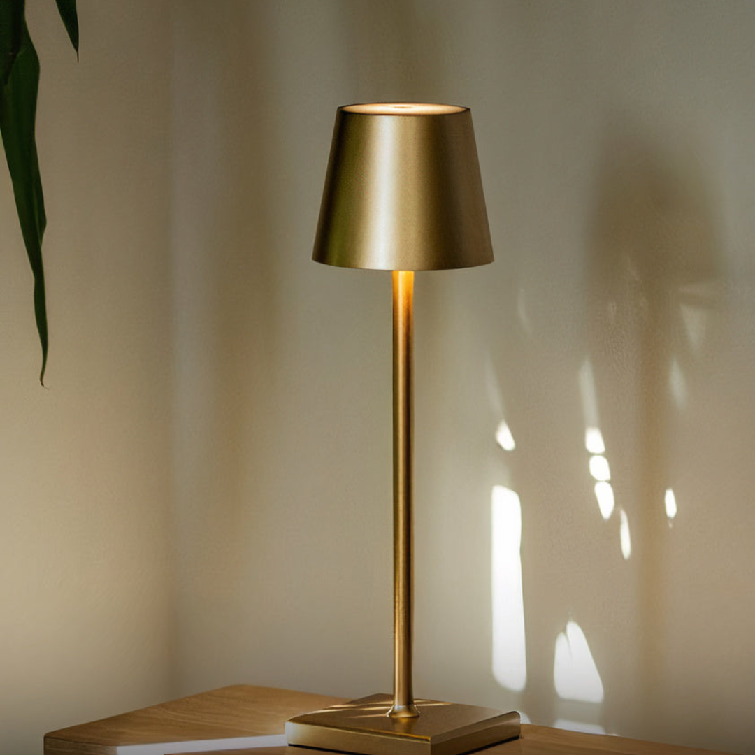 Lampe de Bureau LED Réglable et Élégante - PanierRoyale