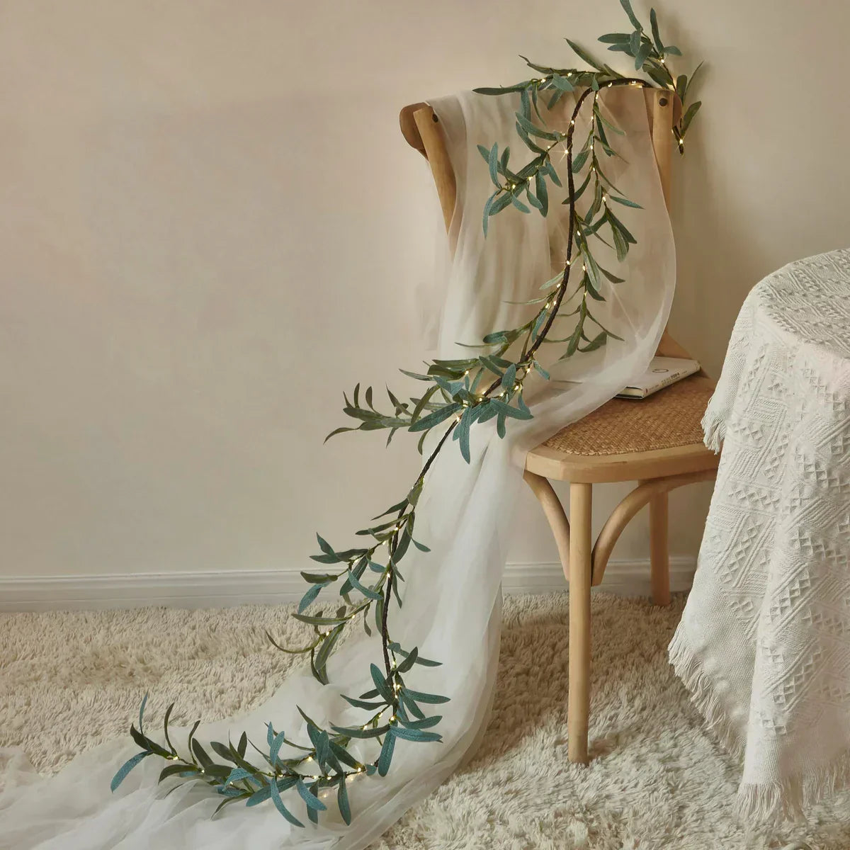 Lampe LED Décorative en Forme d'Olive - PanierRoyale