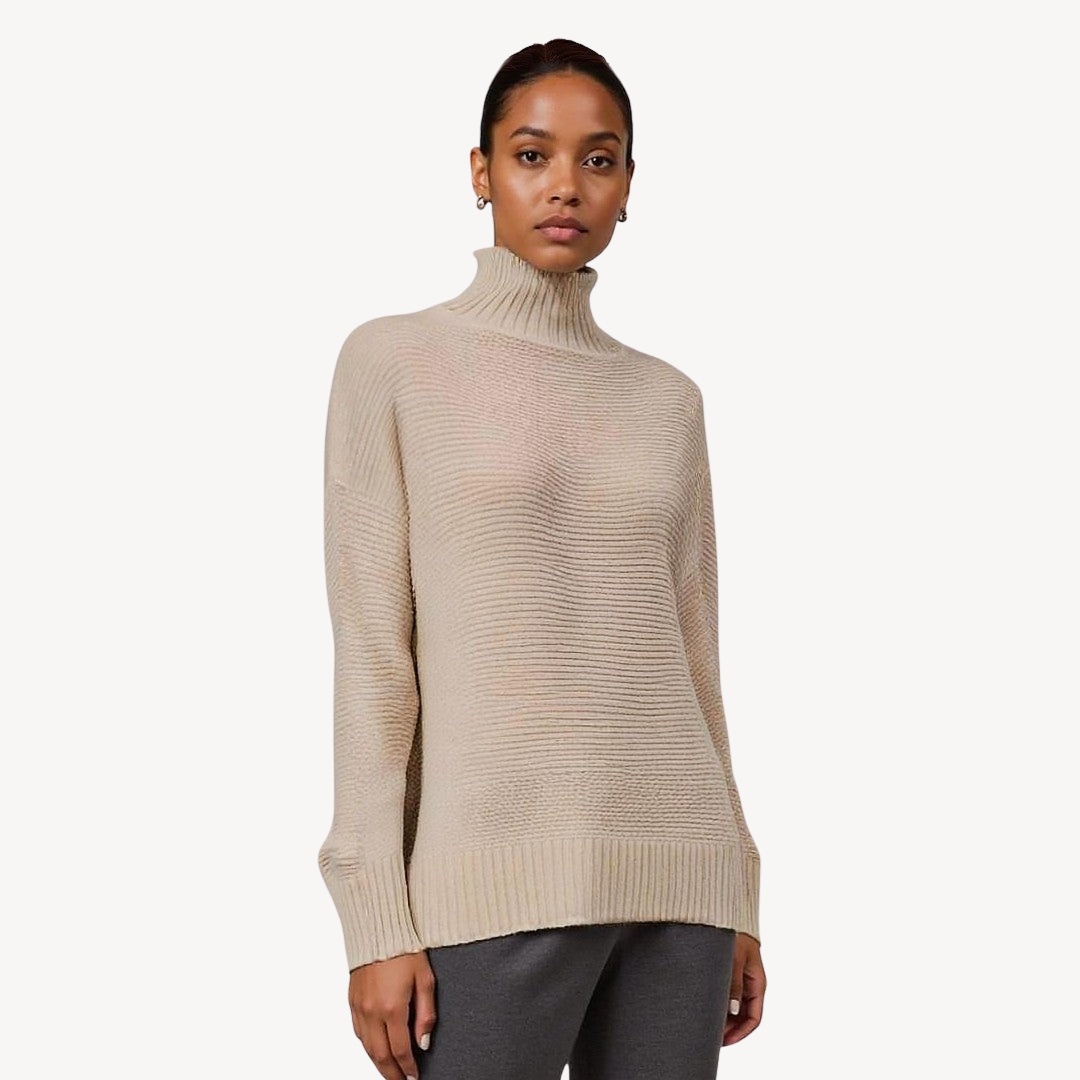 Pull à col roulé oversize 7