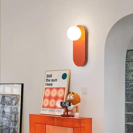 Rangora™ – Applique Murale LED Orange & Noire Moderne avec Globe en Verre