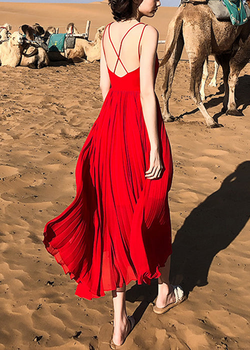 Robe légère en soie rouge avec bretelles fines et décolleté V - EasyApparels