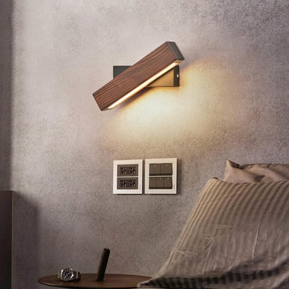 RotoWood™ – Applique Murale Design en Bois avec Éclairage Orientable