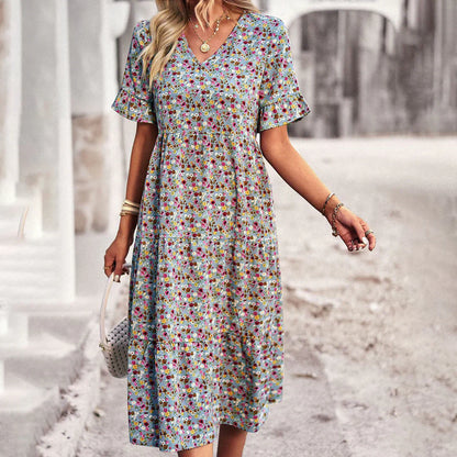 Robe Été Féminine Florale avec Décolleté et Jupette Flottante