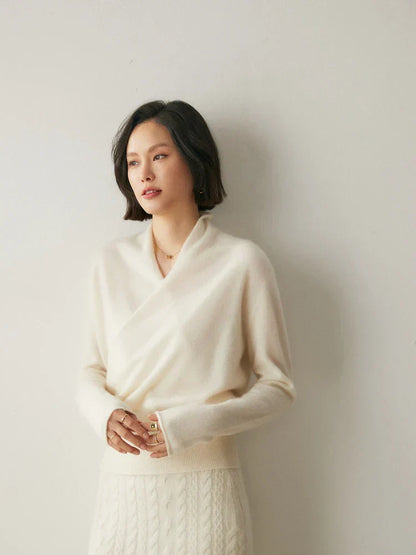 Pull femme élégant en maille avec col montant