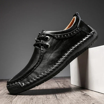 Mocassins Cuir Luxe à Broderie Délicate