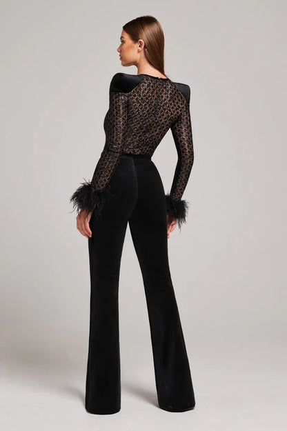 Combinaison Bustier Éclairante à Paillettes et Plumes