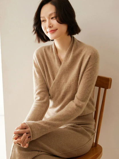 Pull femme élégant en maille avec col montant