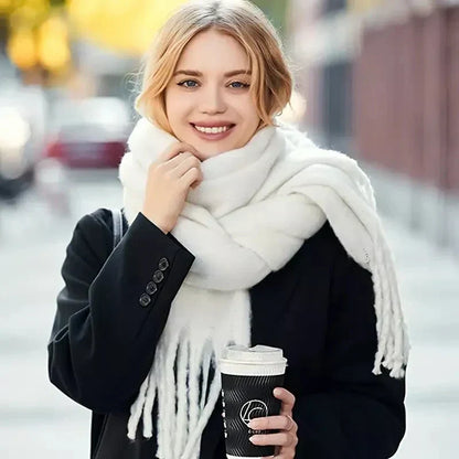 Écharpe Femme en Laine Douce avec Frange pour Hiver
