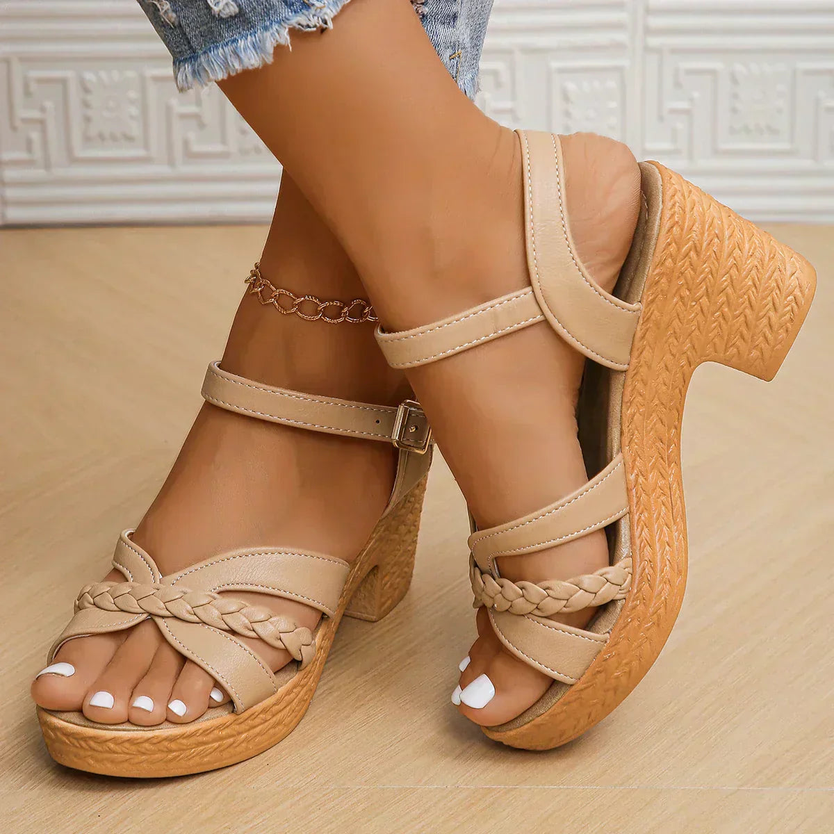 Sandales Hauts Talons Femmes à Boucles Élégantes