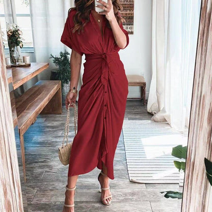 Robe de Soirée Élégante en Soie - Longue et Féminine avec Décolleté Plongeant