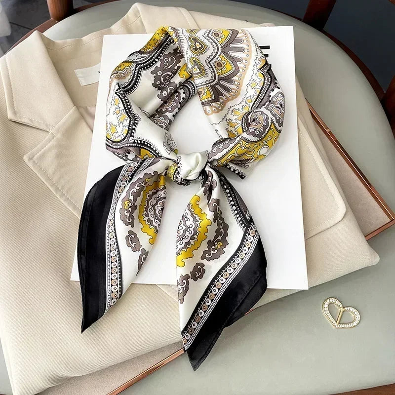 Foulard Carré Femme Satin Imprimé Multi-usage