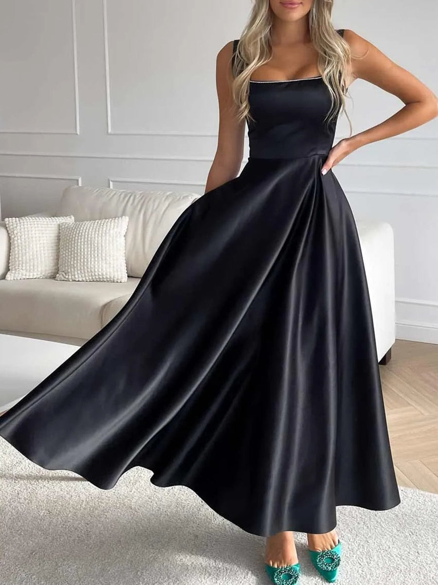 Robe de soirée femme noire élégante décolleté profond - PanierRoyale