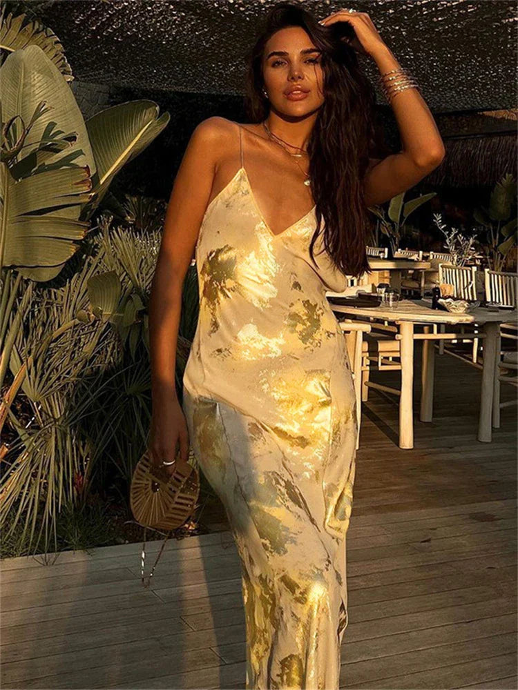 Robe de soirée femme épaules nues avec jupe brillante dorée - BerlinGlamour
