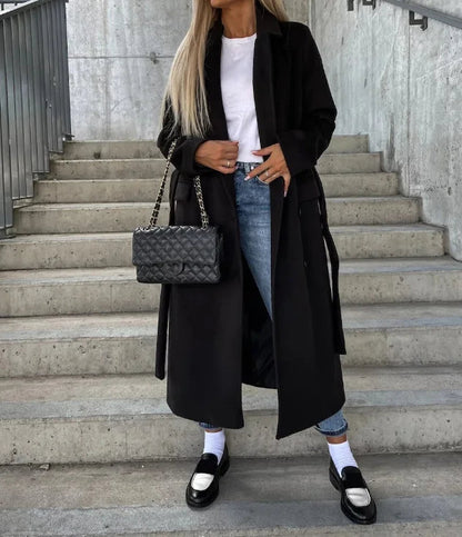Manteau Femme Brun Hiver Élégant avec Sac à Main Noir