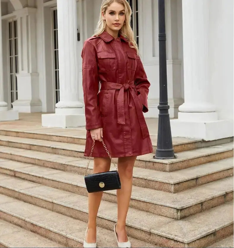 Robe en cuir synthétique manches longues élégante - BerlinGlamour