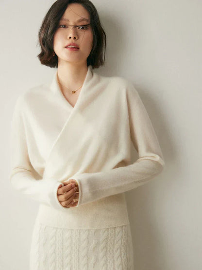 Pull femme élégant en maille avec col montant