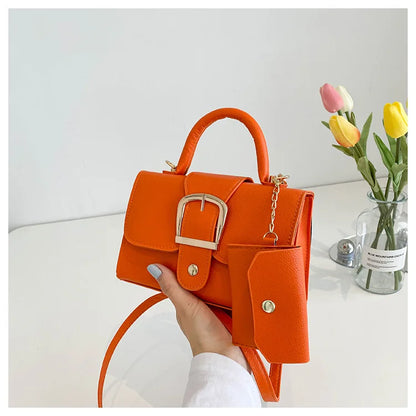 Sac à main cuir verni avec pochette intérieure