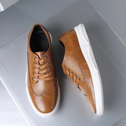 Baskets Cuir Homme Élégantes pour Tenue Décontractée Chic