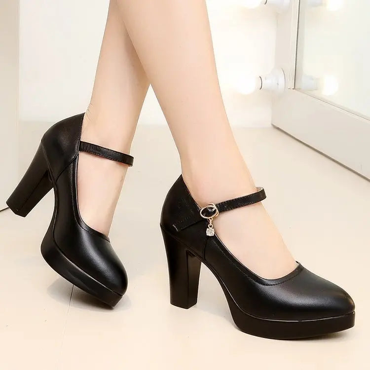 Escarpins Hauts Talons en Cuir - BerlinGlamour